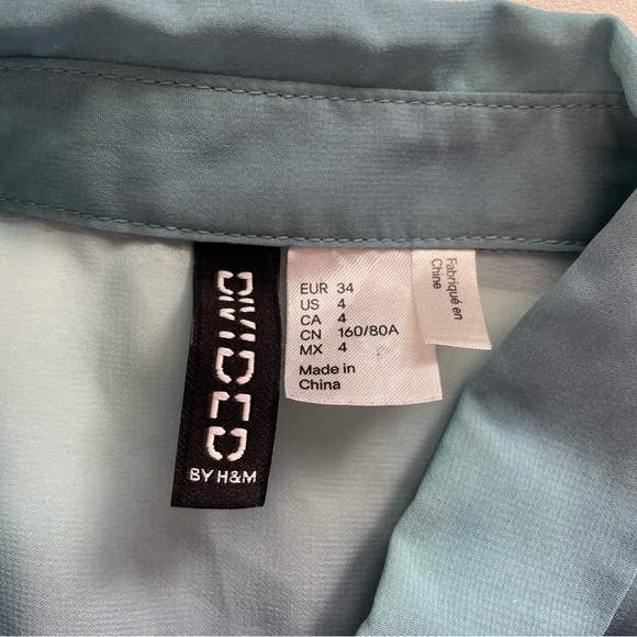 💚3/$15💚 Size 4 | Small | asymmetrical mesh button up collared sleeveless tunic - Picture 5 of 8